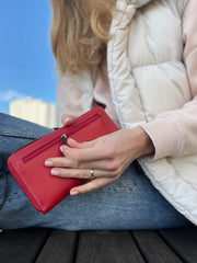 Женский красный кошелек-клатч на молнии Visconti SP33 Iris (Red)