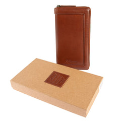 Чоловічий клатч (тревелер) Ashwood TW01 Chestnut (Каштановий)